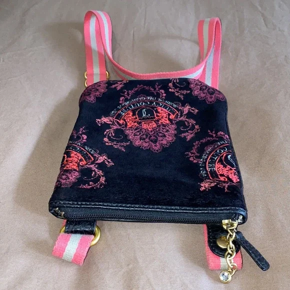 Juicy Couture Crossbody - Picture 6 of 14